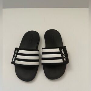Adidas Adilette Comfort Kids’ Slide Sandals